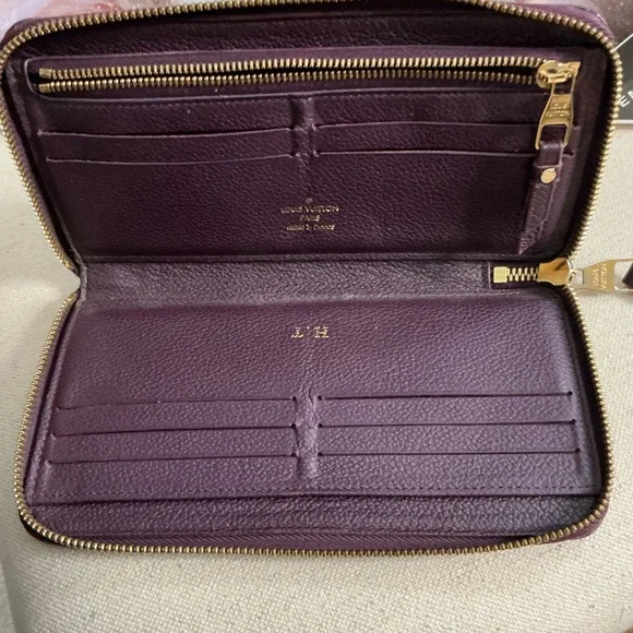 Louis Vuitton Purple/Amethyst Wallet Luxurious Monogram Empreinte Leather Design - Picture 3 of 9